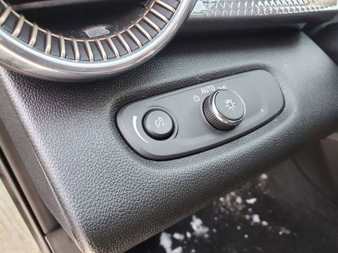 Certified 2024 Chevrolet Trax ACTIV w/ Sunroof Package image 21