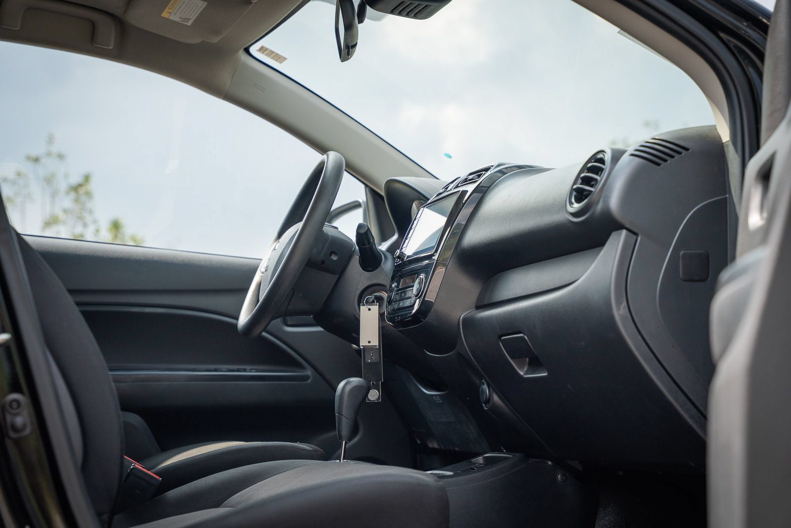 Used 2024 Mitsubishi Mirage ES FWD image 18