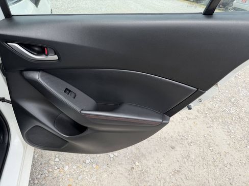 Used 2014 MAZDA MAZDA3 i Grand Touring FWD image 16