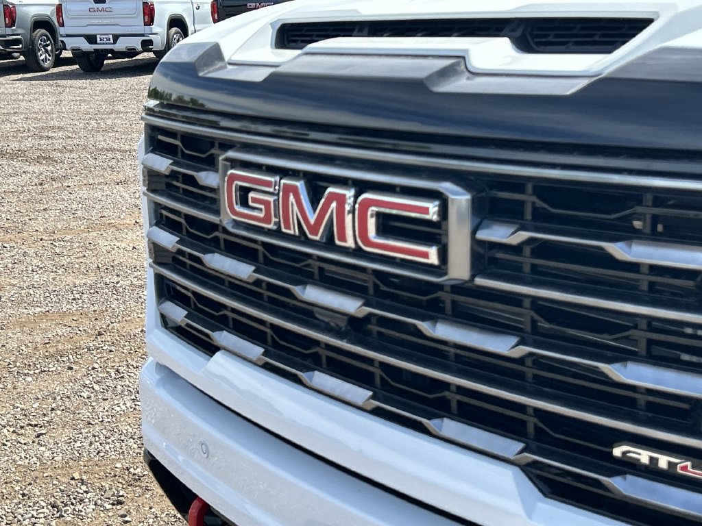 New 2026 GMC Sierra 2500 AT4 w/ AT4 Premium Plus Package AWD/4WD image 31