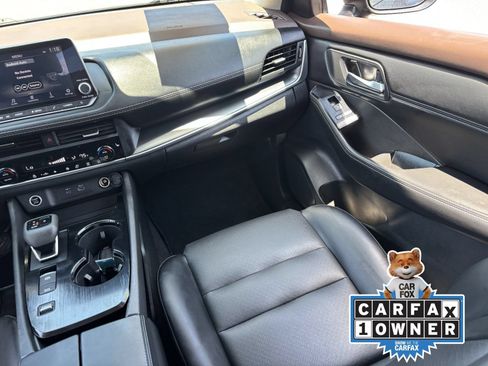 Certified 2023 Nissan Rogue SV w/ SV Premium B Package FWD image 17