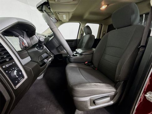 Used 2019 RAM 1500 Express w/ Express Value Package image 20