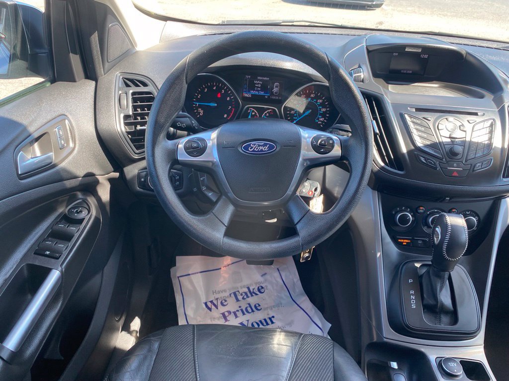 Used 2016 Ford Escape SE w/ SE Chrome Package AWD/4WD image 9