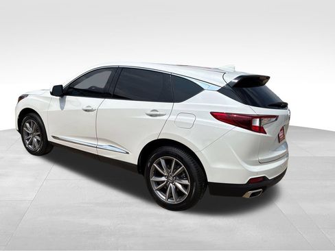 Used 2023 Acura RDX w/ Technology Package FWD image 3