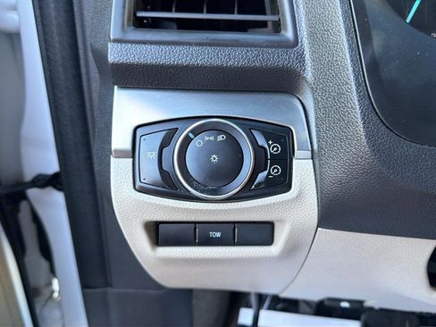 Used 2013 Ford Explorer 4WD w/ Class III Trailer Tow Pkg image 17