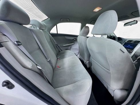 Used 2011 Toyota Corolla LE image 26