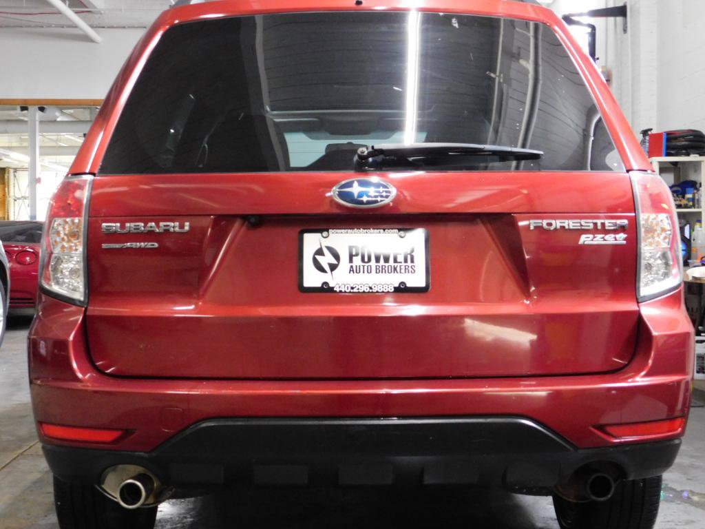 Used 2012 Subaru Forester 2.5X Limited AWD/4WD image 6
