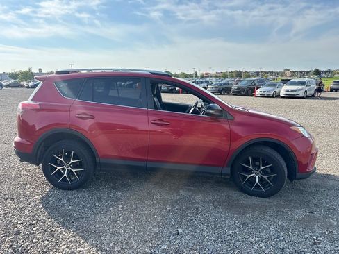 Used 2016 Toyota RAV4 SE AWD/4WD image 13
