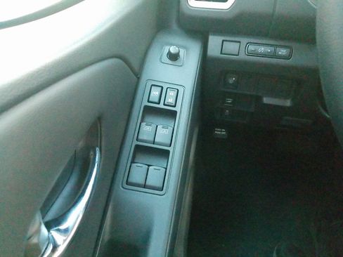 New 2026 Nissan Frontier SV w/ Tow Package image 38