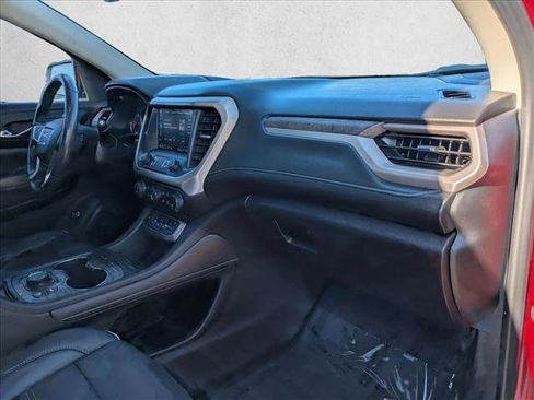 Used 2021 GMC Acadia Denali w/ Denali Technology Package image 22