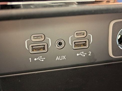 New 2025 Jeep Grand Cherokee L Limited w/ Black Appearance Package image 19