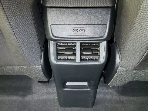 New 2026 Chevrolet Equinox LT w/ Safety and Technology Package FWD image 14