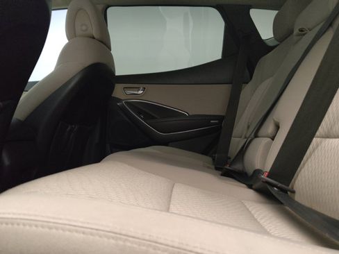 Used 2018 Hyundai Santa Fe Sport FWD image 18