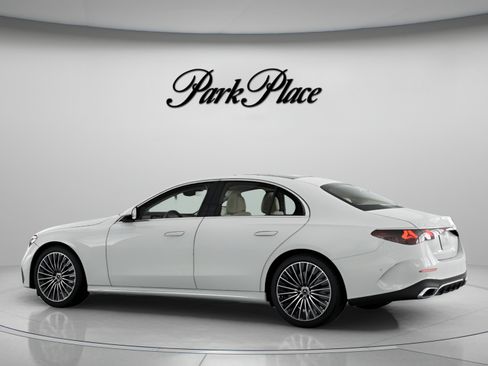 Used 2026 Mercedes-Benz E 350 Sedan image 10