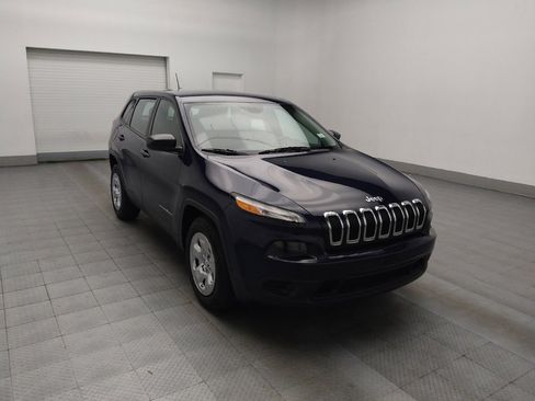 Used 2015 Jeep Cherokee Sport image 13