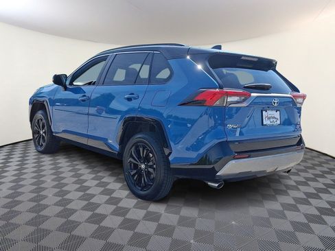 Used 2022 Toyota RAV4 XSE w/ XSE Grade Weather Package AWD/4WD image 4