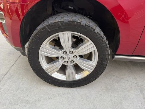 Used 2022 Ford Expedition King Ranch image 21