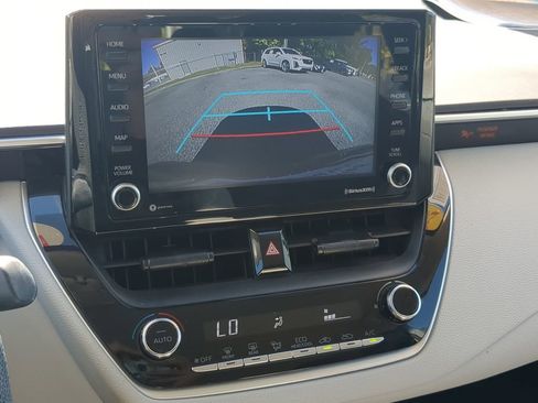 Used 2022 Toyota Corolla LE image 26