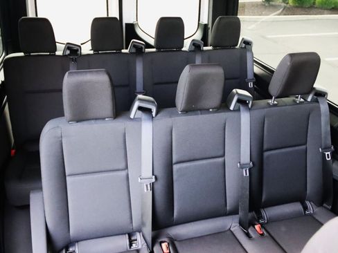 Used 2024 Mercedes-Benz Sprinter 2500 image 41