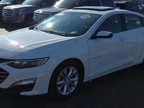 Used 2024 Chevrolet Malibu LT FWD image 7