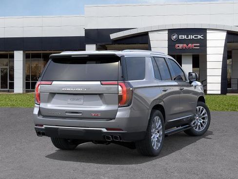 New 2026 GMC Yukon Denali w/ Denali Reserve Package AWD/4WD image 4