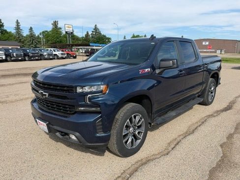 Used 2021 Chevrolet Silverado 1500 RST AWD/4WD image 3