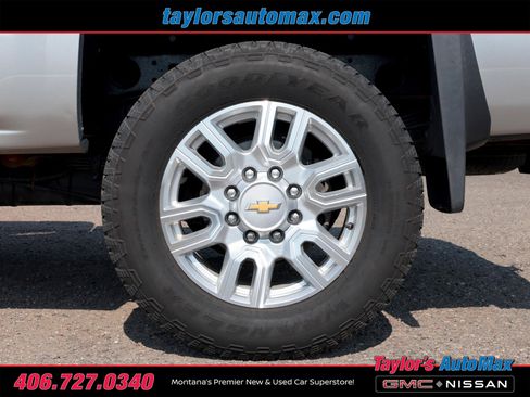 Used 2015 Chevrolet Silverado 2500 LTZ w/ Driver Alert Package AWD/4WD image 29