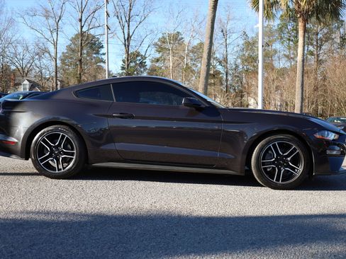 Used 2022 Ford Mustang Coupe w/ Equipment Group 101A image 6