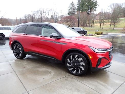 New 2026 Lincoln Nautilus Reserve image 14