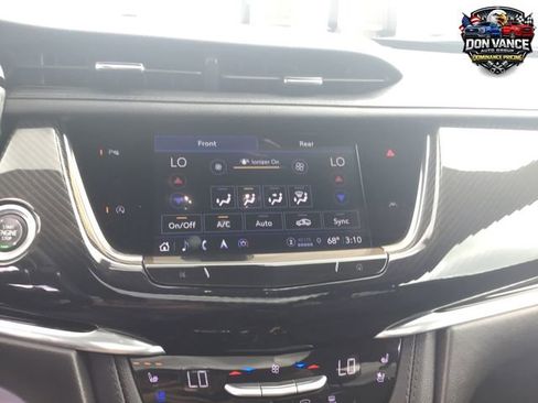 Used 2023 Cadillac XT6 Sport AWD/4WD image 8