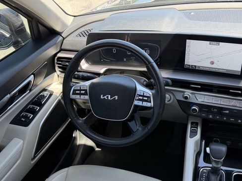 Used 2023 Kia Telluride S w/ S Sunroof Package FWD image 13