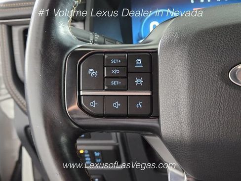 Used 2023 Ford Expedition Platinum AWD/4WD image 37