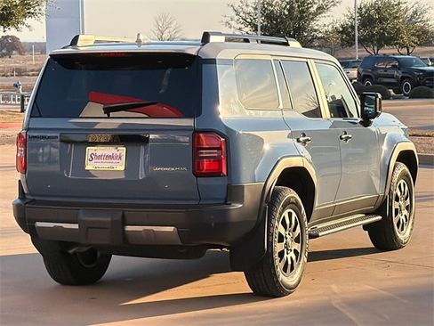 Used 2025 Toyota Land Cruiser w/ Premium Package image 7