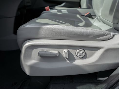 Used 2018 Honda Odyssey Elite image 17