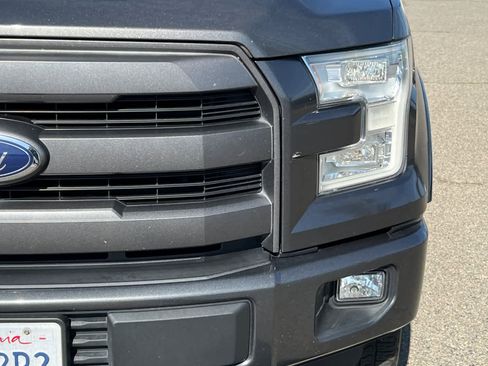 Used 2016 Ford F150 Lariat w/ Equipment Group 502A Luxury AWD/4WD image 11
