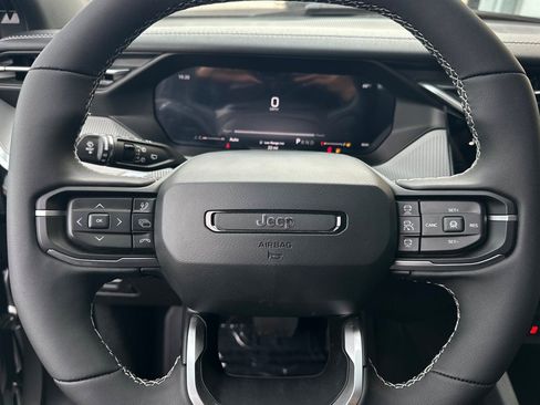 New 2026 Jeep Cherokee Laredo image 27