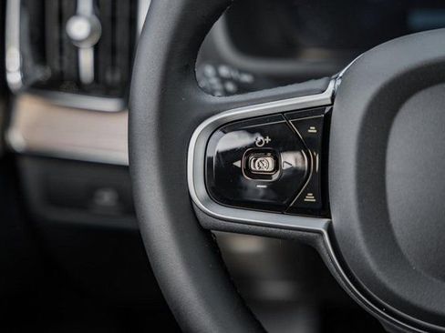 New 2026 Volvo XC90 B6 Plus w/ Protection Package Premier image 27