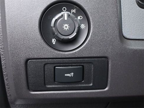 Used 2013 Ford F150 XLT w/ Luxury Equipment Group image 21