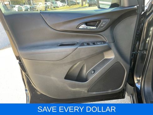 Used 2022 Chevrolet Equinox RS FWD image 17