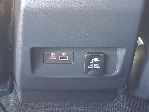 Used 2023 Nissan Frontier PRO-4X w/ Pro-4X Premium Package image 11