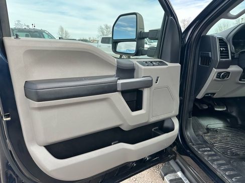 Used 2022 Ford F350 XLT w/ XLT Value Package image 32
