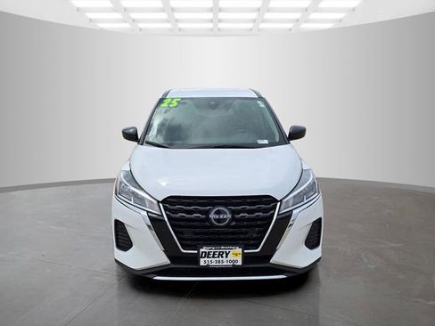 Used 2025 Nissan Kicks Play S FWD image 4