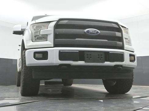 Used 2017 Ford F150 Lariat w/ Equipment Group 502A Luxury AWD/4WD image 28