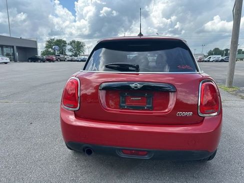 Used 2017 MINI Cooper 4-Door Hardtop FWD image 9