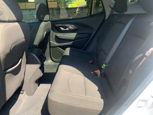 Used 2021 GMC Terrain SLE w/ Driver Convenience Package FWD image 15