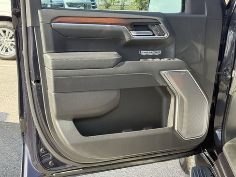 Used 2025 GMC Sierra 1500 Denali image 36