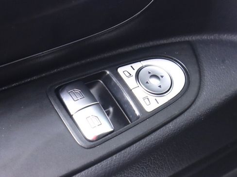 Used 2019 Mercedes-Benz Metris image 21