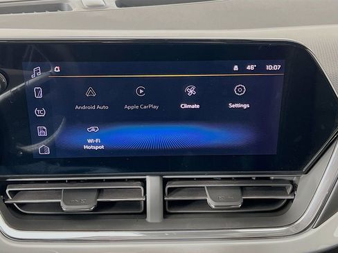 New 2026 Chevrolet Trax LT image 14