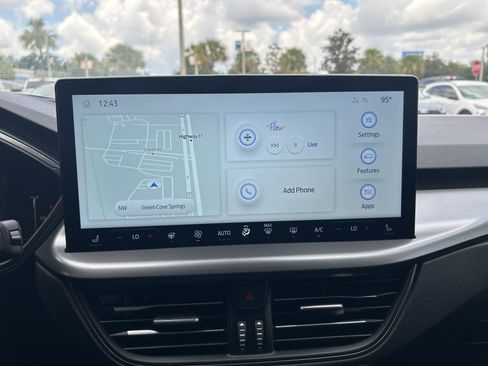 New 2025 Ford Escape SE image 21