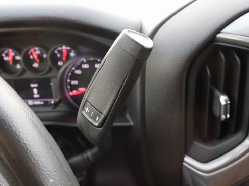 Used 2021 Chevrolet Silverado 1500 Custom Trail Boss w/ LPO, Dark Essentials Package image 8